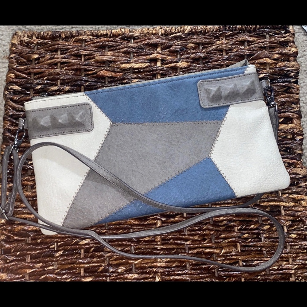 Jessica Simpson Blue/Gray Leather CrossbodyClutch